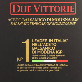 Acetaia di Famiglia Due Vittorie: Vinaigre Balsamique de Modena IGP Oro avec fût de chêne 3 lt