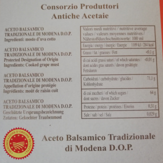 Traditioneller Balsamessig aus Modena GUB Extravecchio 25 Jahre