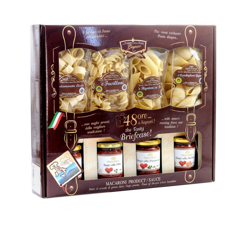Panier-cadeau italien avec sauce pour pâtes et bonbons